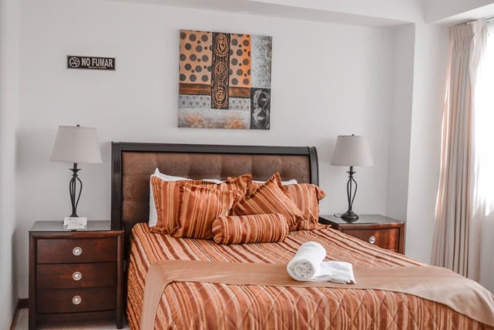 Suites Jardin Imperial Guatemala City ภายนอก รูปภาพ