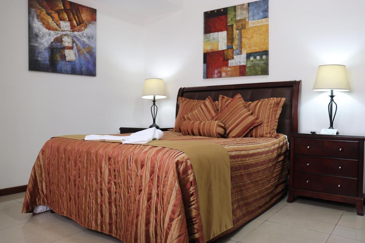 Suites Jardin Imperial Guatemala City ภายนอก รูปภาพ